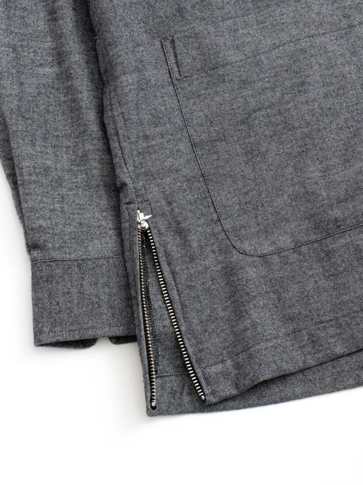 BOOKER ZIP SMOCK SHIRT GRAPHITE | The Bureau Belfast Clearance