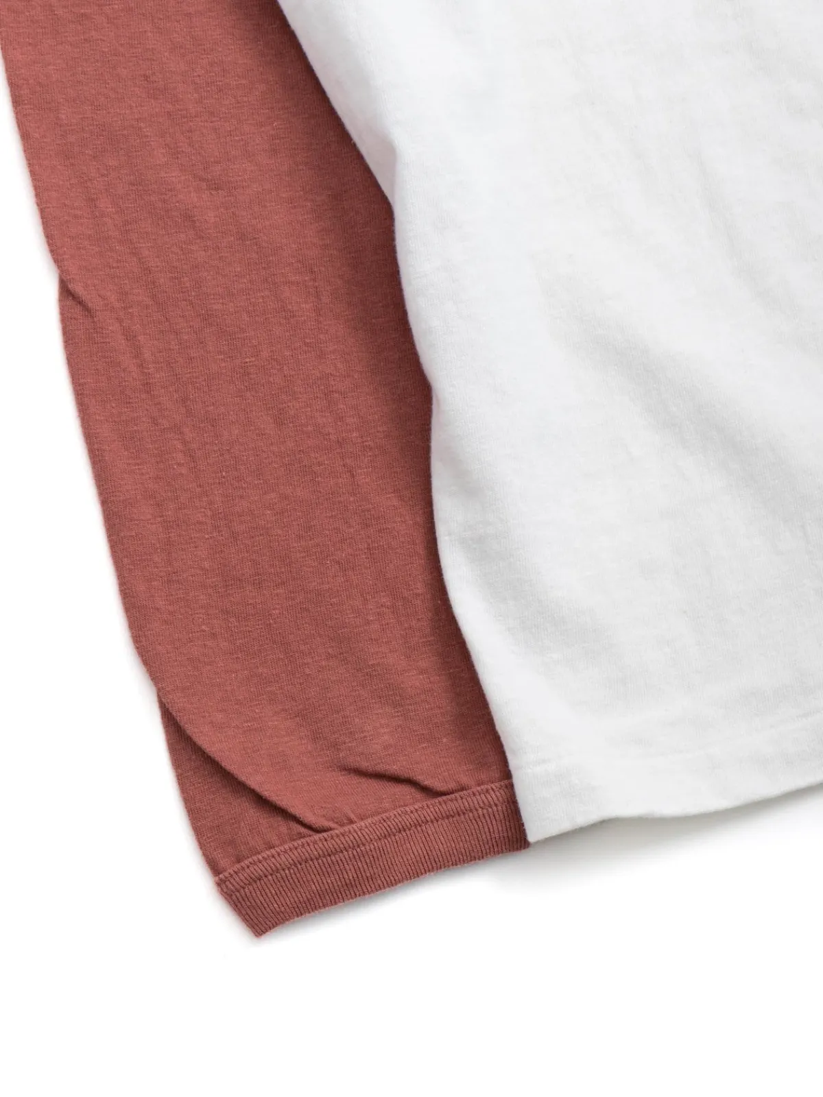 LA’IE L/S T–SHIRT SPICED APPLE | SUNRAY SPORTSWEAR ODDMENTS Store
