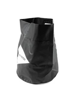 STORAGE BUCKET 35L BLACK | and wander Hot