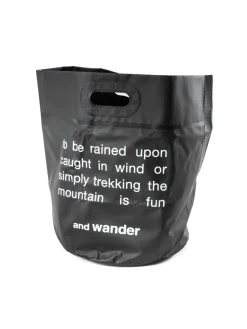 STORAGE BUCKET 35L BLACK | and wander Hot